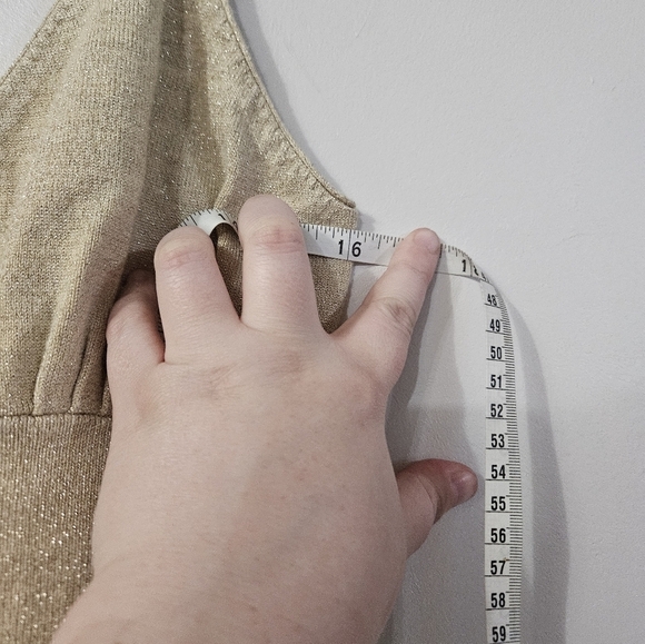 Worthington Metallic Gold V Neck Tank Top! - Picture 3 of 4